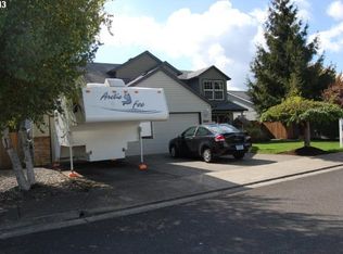33952 SE Bernet Dr, Scappoose, OR 97056