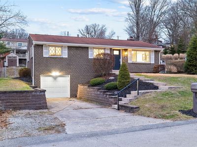 883 Blue Ridge Rd, Pittsburgh, PA, 15239