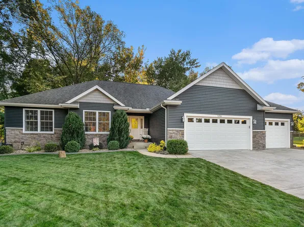 50961 Forest Lake Trl, South Bend, IN 46628