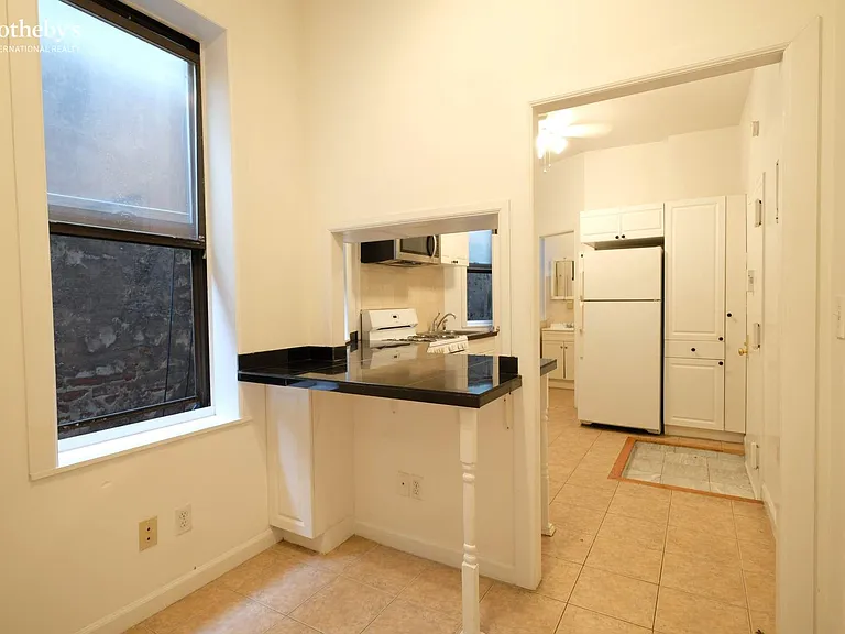 769 9th Ave #4S — Photo 11