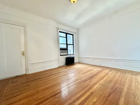 867 West 181st Street image 1 of 14