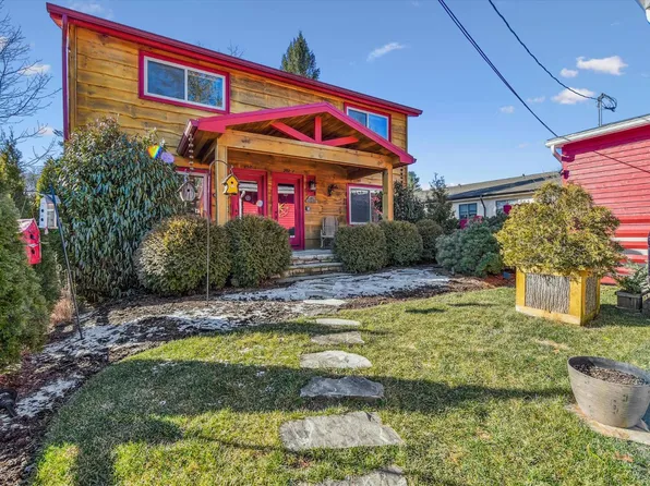 252 Sunset Dr, Blowing Rock, NC 28605