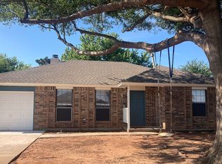 1728 Foxfire Rd, Edmond, OK 73003