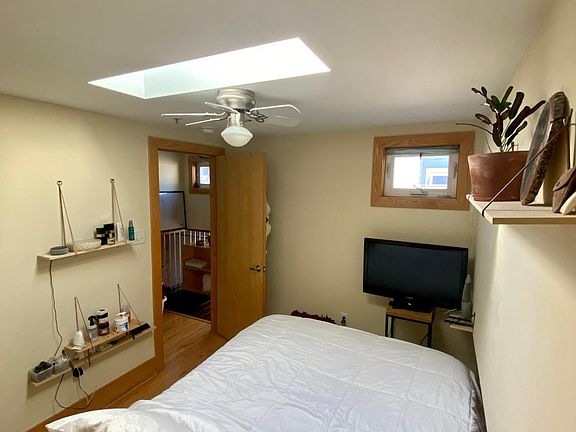 4th image of 1723 Summit Ave APT 111