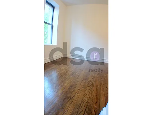 Rented by DSA Realty | media 27