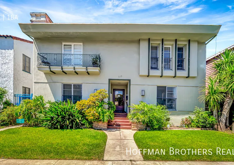 215 S Elm Dr #104 — Photo 7