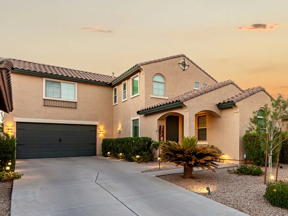 1762 W Homestead Dr