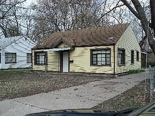 1st image of 6819 S Benton Ave