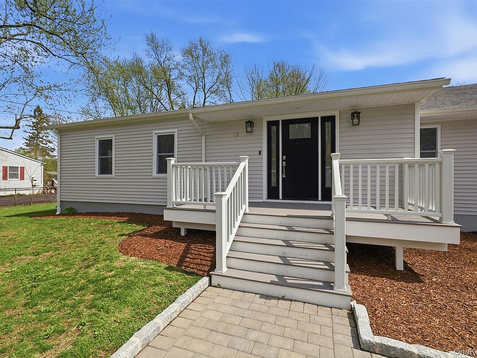 1st image of 13 Maple Drive