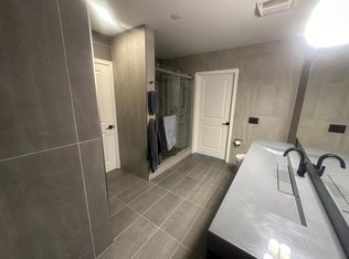 5570 Centre Ave APT 209, Pittsburgh, PA 15232