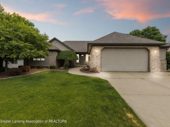 1003 Oneida Woods Trl, Grand Ledge, MI 48837