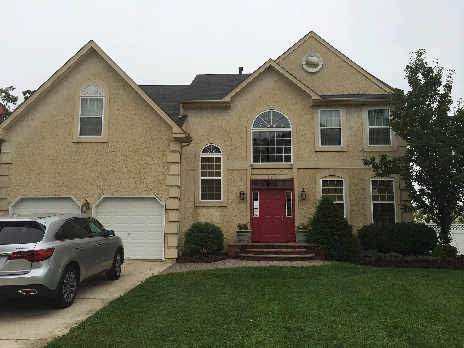 195 Orlando Dr photo 1