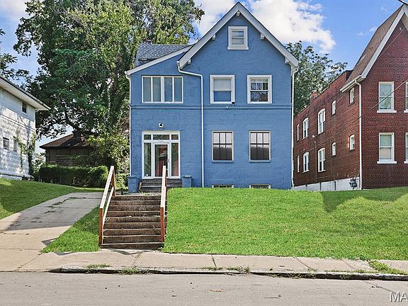 3rd image of 5946 Julian Ave