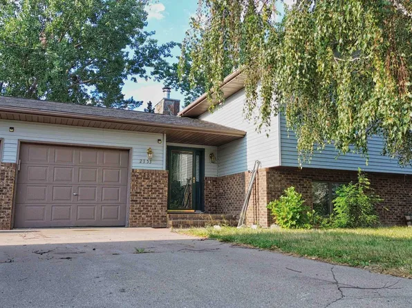 2353 18th Cir W, Williston, ND 58801