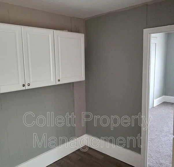 3912 Archwood Ave — Photo 6