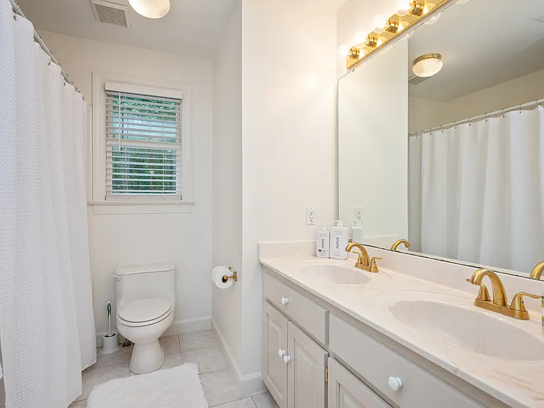 5808 Laurel Rock Ln — Photo 27