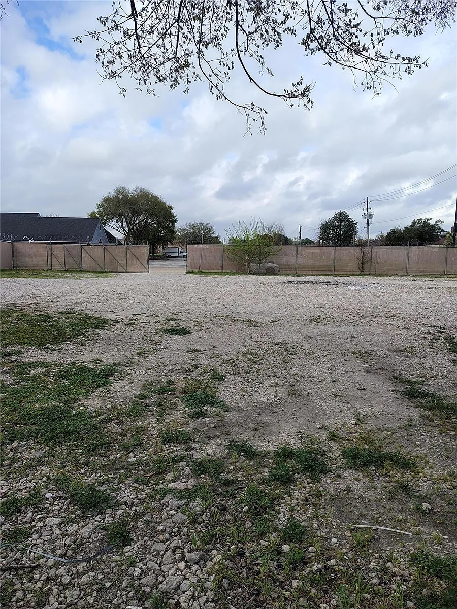 Building Photo - 11211 Kittybrook Ln