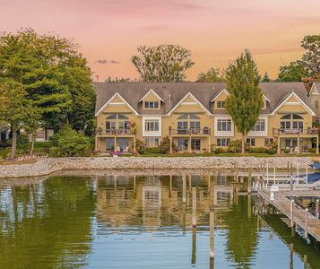 17533 N Fruitport Rd #6, Spring Lake, MI, 49456