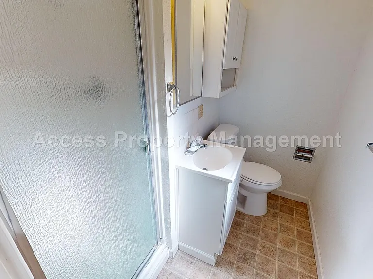 1002 Phelps Ave — Photo 23
