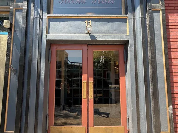 11 S 2nd St APT 10, Easton, PA 18042