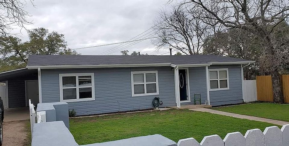 1st image of 104 Fort Croghan Ln