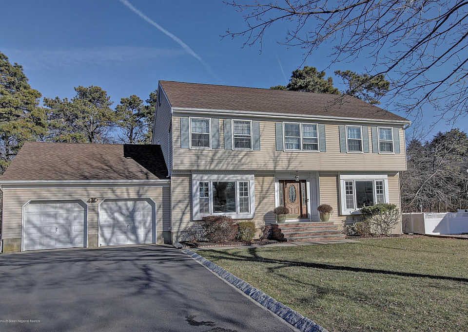 1st image of 1030 Sheila Dr