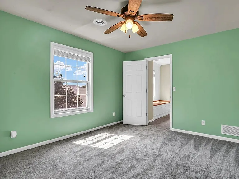 709 Indigo Dr — Photo 24