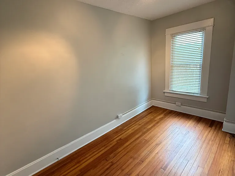 327 Clinton St #327 — Photo 18