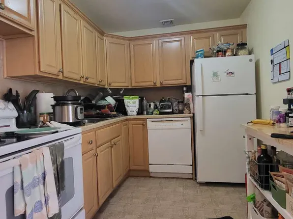 (undisclosed Address), Stony Brook, NY 11790
