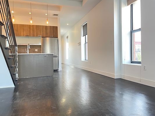 1st image of 509 Chauncey St APT 3L