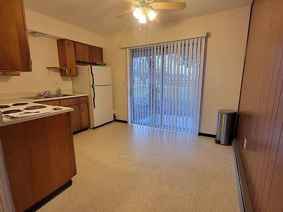 3rd image of 320 N Columbus Ave #8