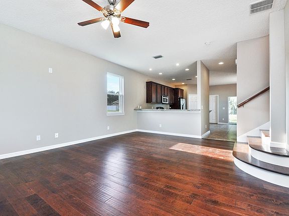 2nd image of 1626 Cumbie Ave