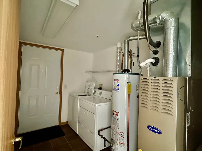 16610 Liberty Cir #1N — Photo 8