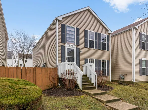 695 Serendipity Dr, Aurora, IL 60504