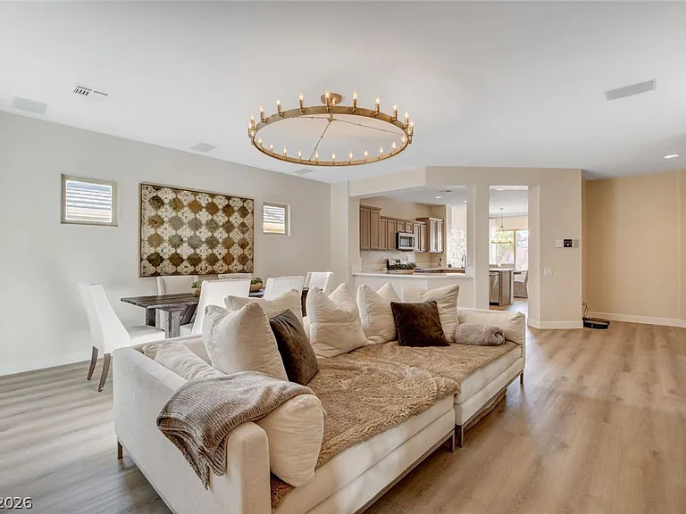 2649 Rue Marquette Ave — Photo 13