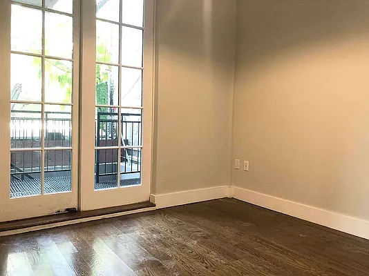 Rented by Rentopia | media 30