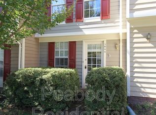 1544 Woodcrest Dr, Reston, VA 20194