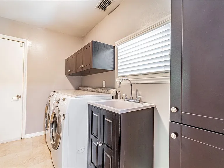 303 Wildwood Way #A — Photo 14