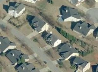 5770 Lakeview Cir, Lithonia, GA 30058