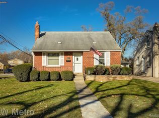 628 W Houstonia Ave, Royal Oak, MI 48073
