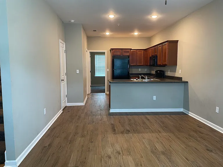 2253 Del Carmel Way — Photo 2