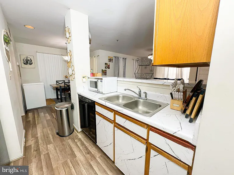 13560 Lord Sterling Pl #9-4 — Photo 6