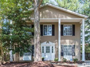 8608 Keegan Ct, Raleigh, NC 27613