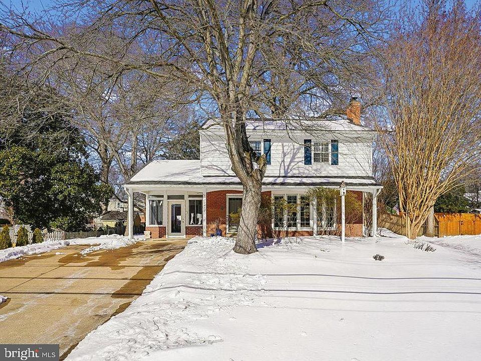 1st image of 2412 Cavendish Dr