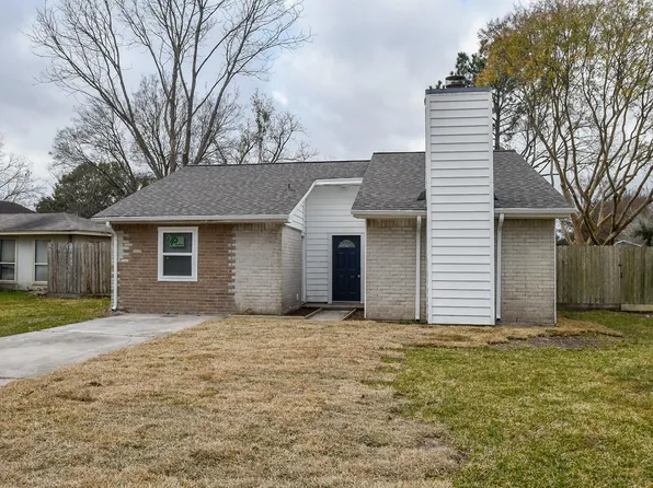 8323 Blacksmith Dr, Houston, TX 77064