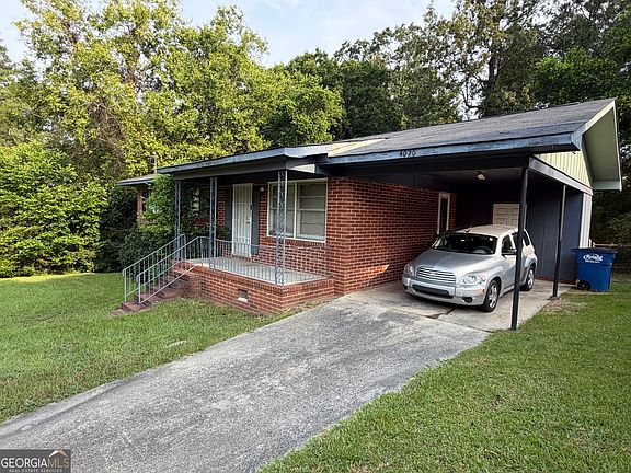 5th image of 4020 Lindwood Dr