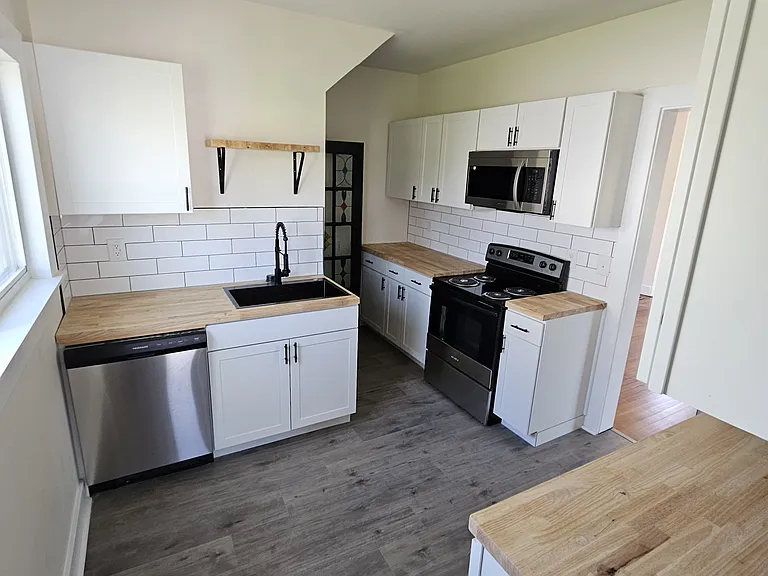 329 Belleaire Ave — Photo 11
