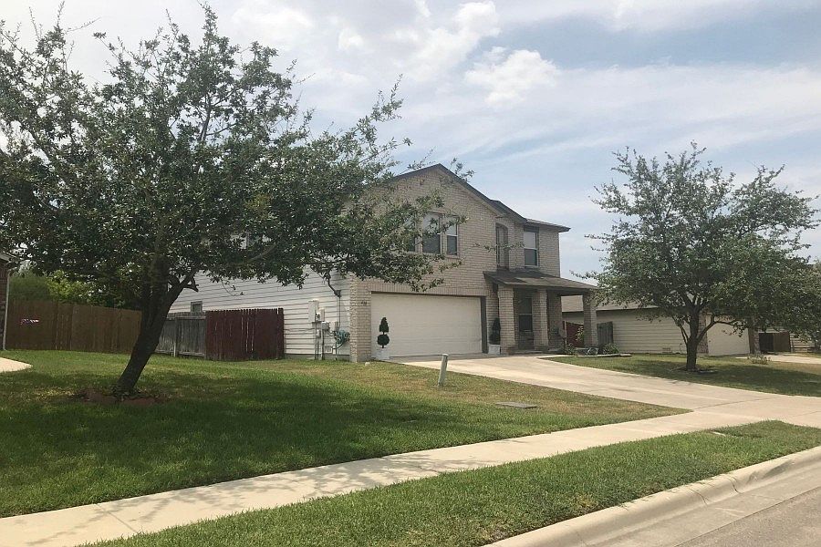 2nd image of 638 San Augustine Blvd
