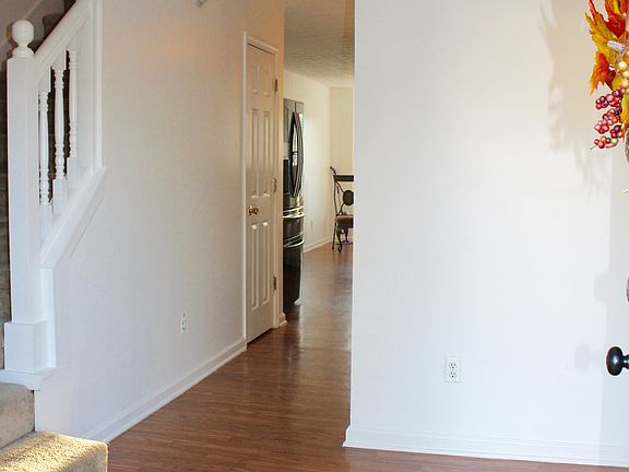 4th image of 2820 Lake Port Dr
