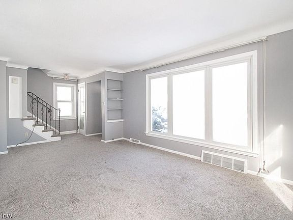 4th image of 12600 Darlington Ave